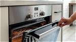 Should Oven Door Be Open When Broiling?