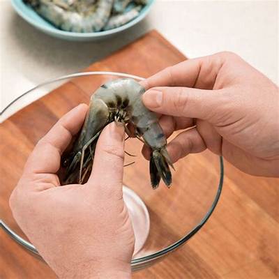 Should You Rinse Raw Shrimp from the Store?
