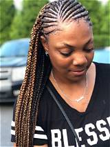 Small Braids Going to the Back: a Stylish and Versatile Hair Trend