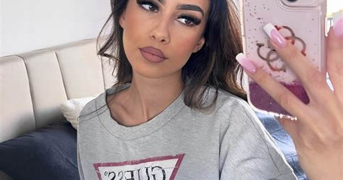 Sophie Rayne S