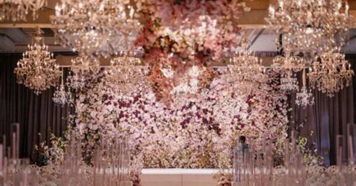 Spotlight on the Enchanting Wedding of David and Rebecca Muir