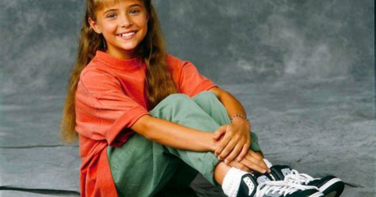 ‘Step by Step’ ‘S Christine Lakin on Onscreen Brother’s Exit from Hollywood After ‘Traumatic’ Driveby Shooting