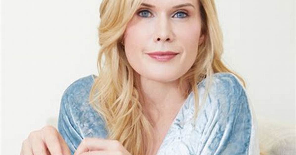Stephanie March: a Rising Star in the Acting World