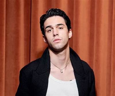 Stephen Sanchez Net Worth 2024