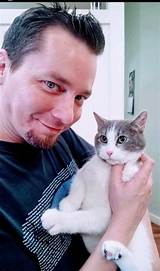 Steve Cash (Talking Kitty Cat) Wiki, Age, Suicide, Death, Wife, Family, Youtube, Obituary, Funeral, Net Worth and Instagram