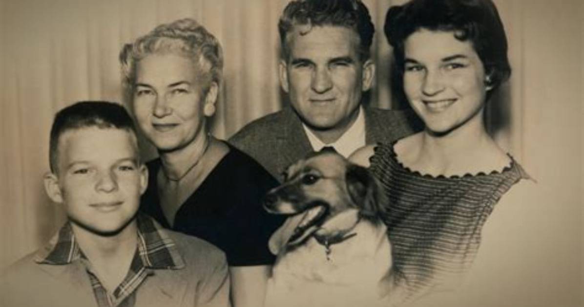 Steve Martin S Children Exploring His Fatherhood