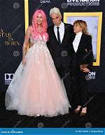 Stunning Cleo Rose Elliott: Latest Photos, Videos, and Insights