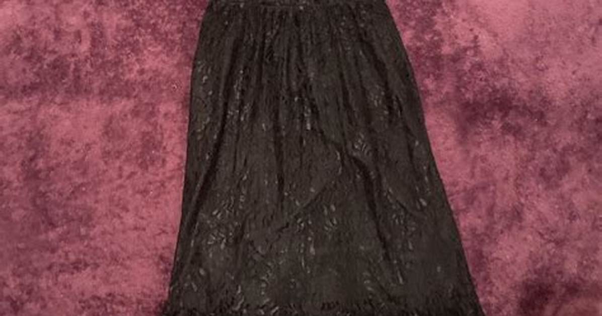 Stunning Lacey