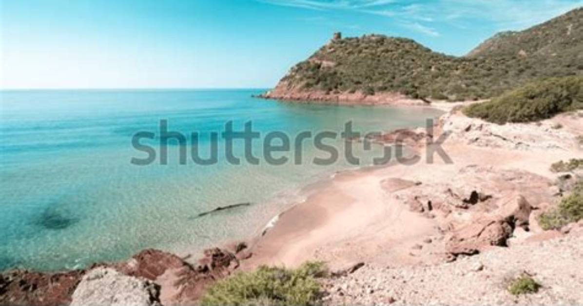Stunning Naturist Beach Photos: Unfiltered Beauty
