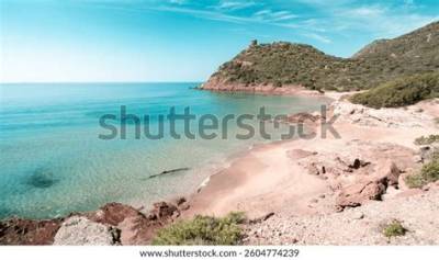 Stunning Naturist Beach Photos: Unfiltered Beauty
