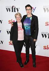 Sue Perkins Net Worth