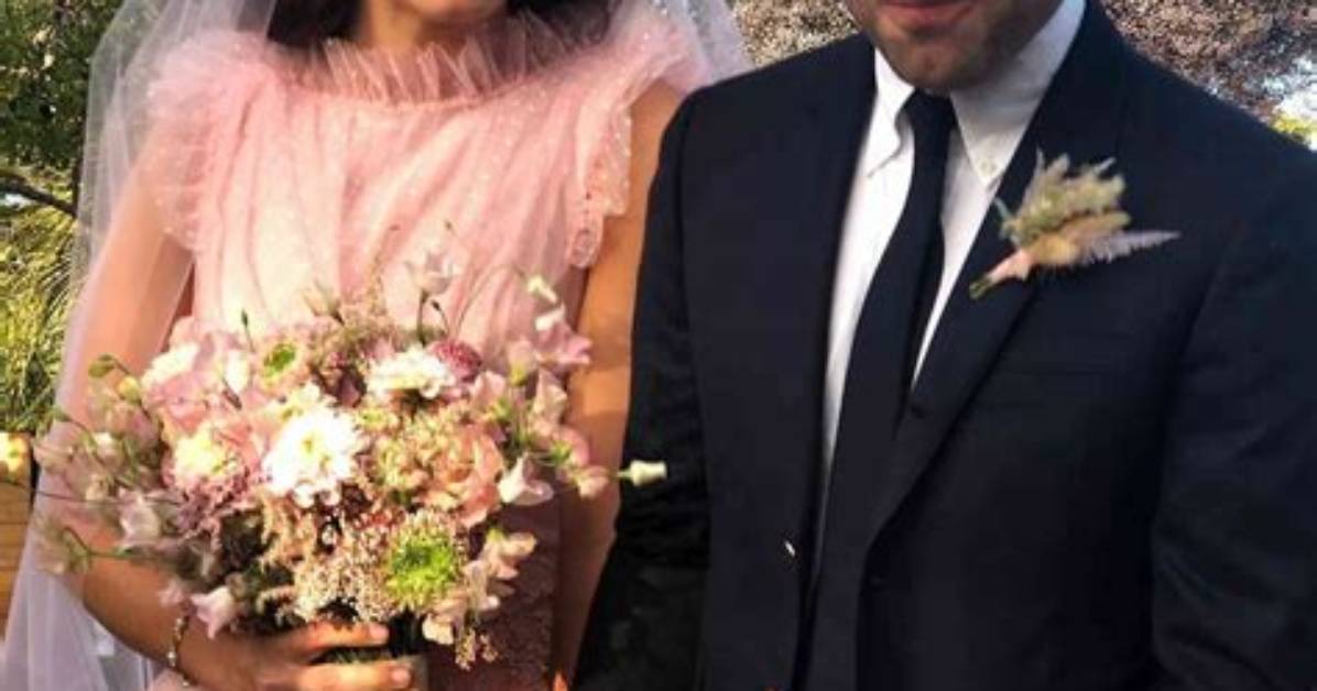 Taylor Goldsmith Mandy Moore Married Inside