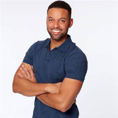 'The Bachelorette' Contestant Karl Smith Said the Wrong Thing and Was Sent Packing
