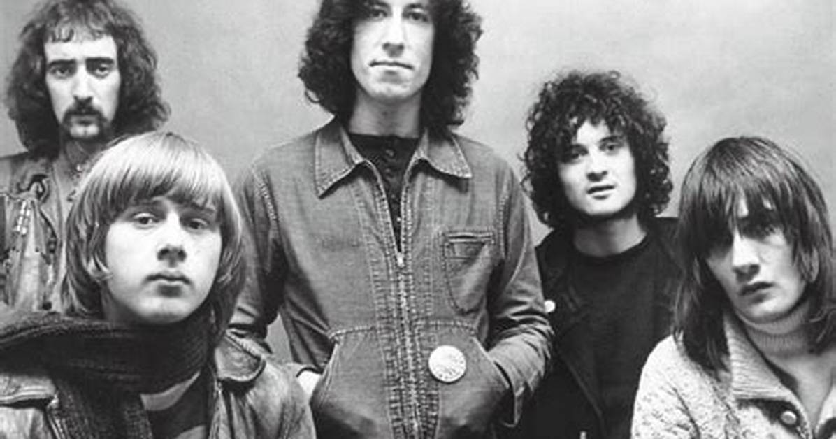 The Essential Guide to Fleetwood Mac S Unforgettable