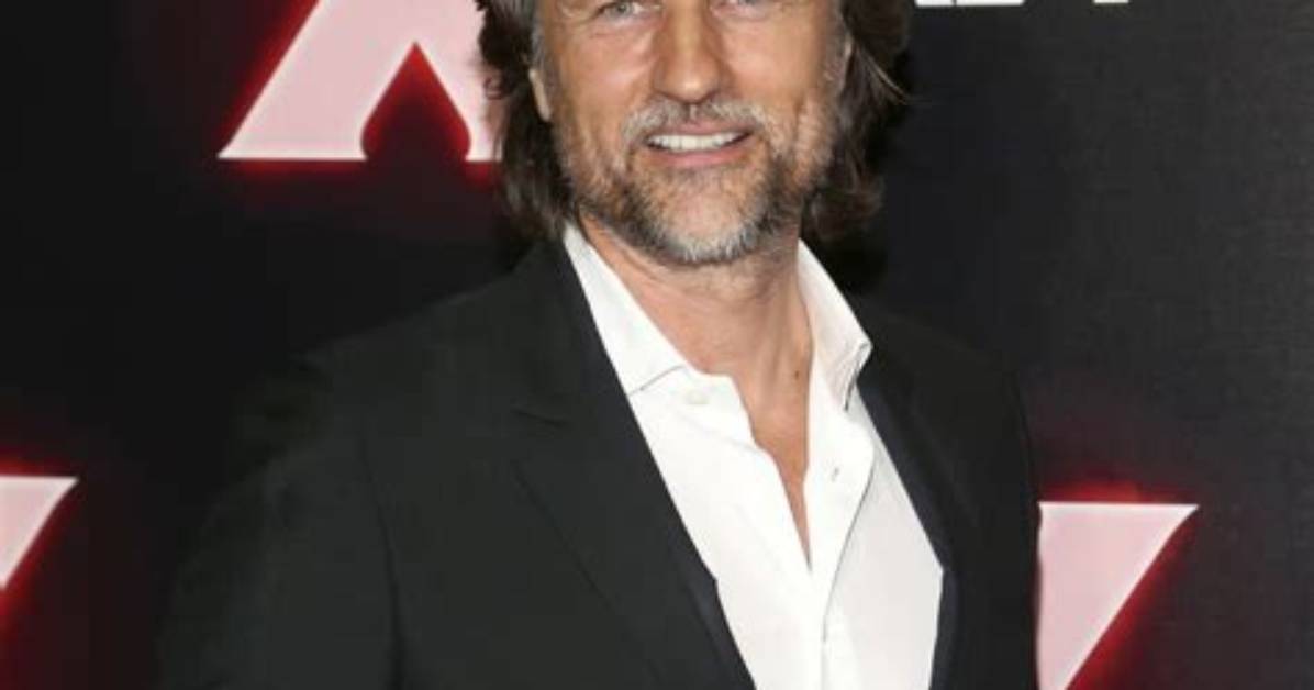 The Latest on Martin Henderson: Actor & More