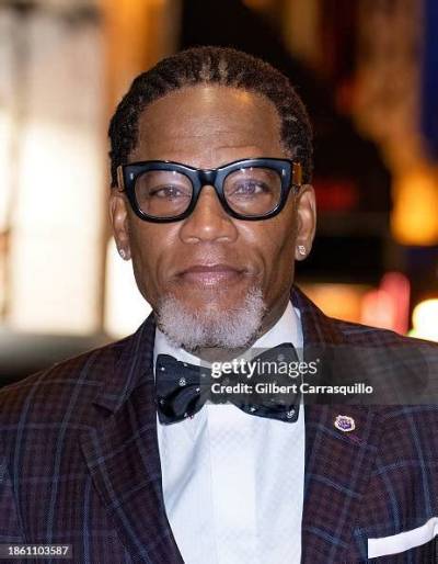The Life and Career of Comedian Hughley: from Stand-up to Stardom