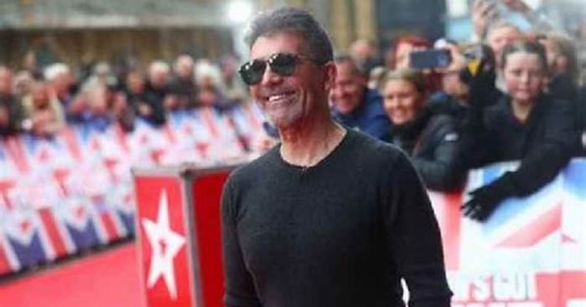 The True Story of Simon Cowell and Wife: a Timeline of Their Relationship
