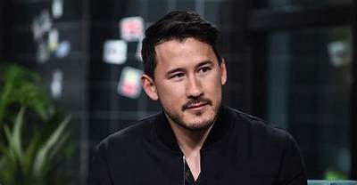 The Tumor on Youtuber Markiplier's Adrenal Gland Grew to the Size of a Fist