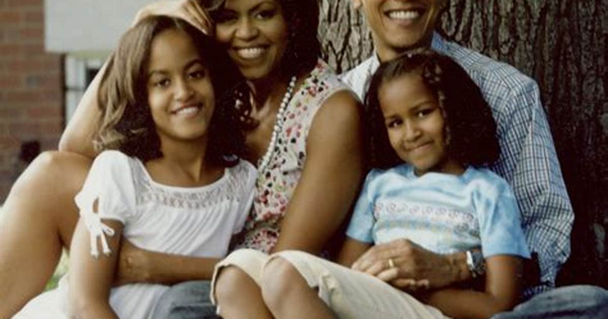 The Young Obama Family: Get the Inside Scoop on Barack Obama's Kids Ages