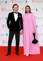 Tom Hiddleston's Height Unraveled: Surprising Insights
