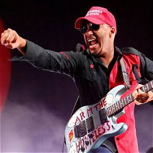 Tom Morello: the Revolutionary Guitarist Behind Rage Against the Machine