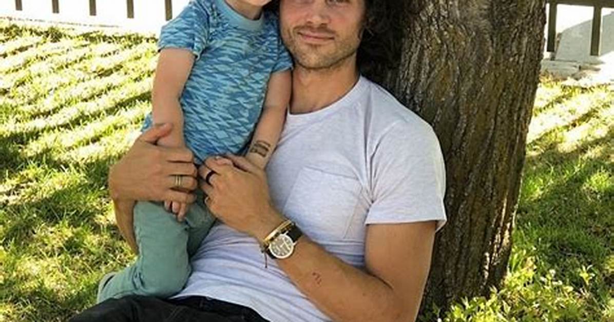 Trent Garrett Bio, Wiki, Age, Height, Wife, Children, Actor, Movies, and Net Worth.
