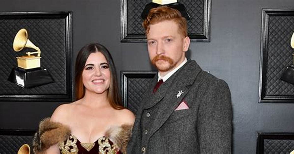Tyler Childers S Wife Meet Senora May