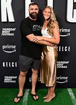 Uncovering Kylie Kelce's Vital Statistics: Height and Weight