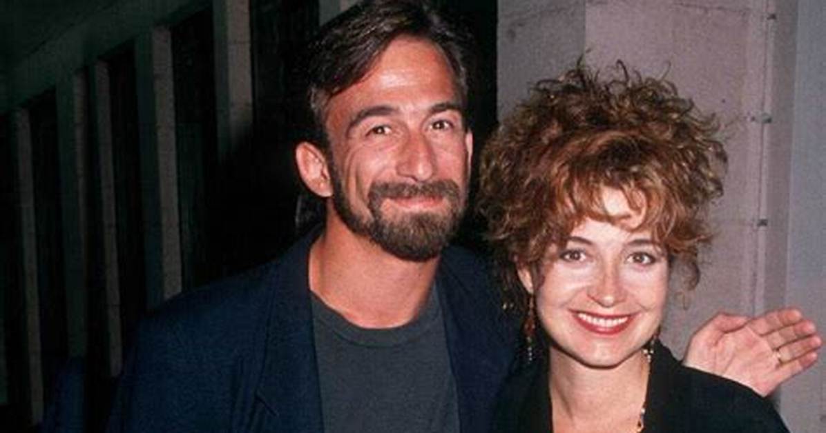 Uncovering the Relationships of Annie Potts: a Comprehensive Guide