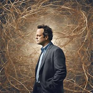 Unraveling the Mystery Behind Vince Vaughn's Fingers: a Comprehensive Analysis