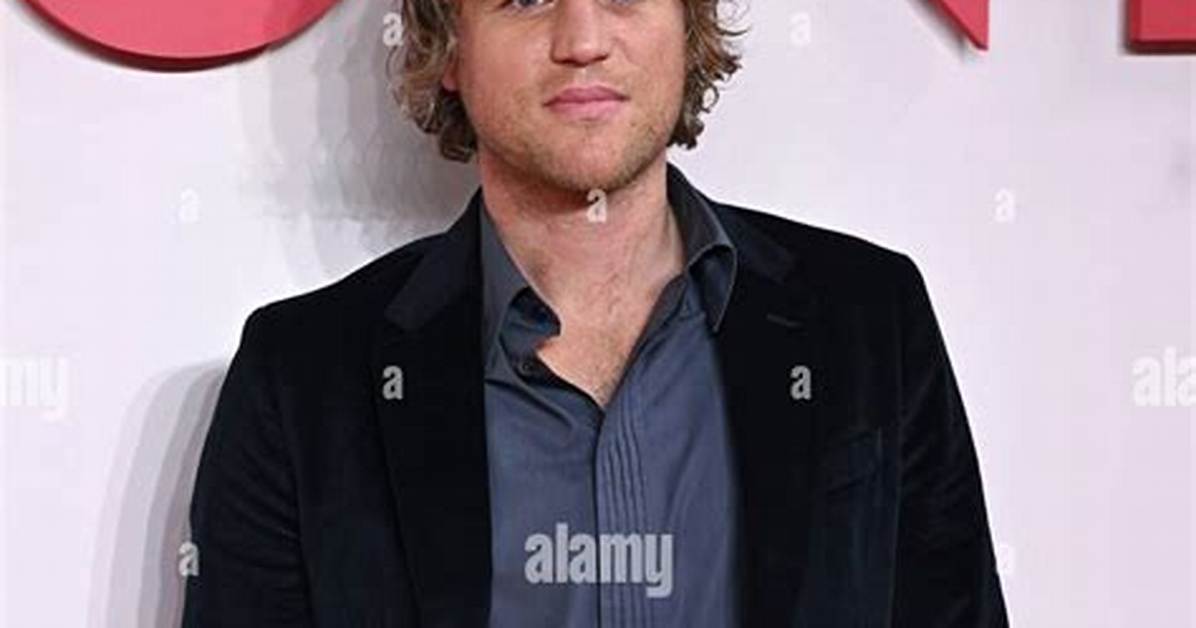 Unveiled the Private World of Johnny Flynn and Beatrice