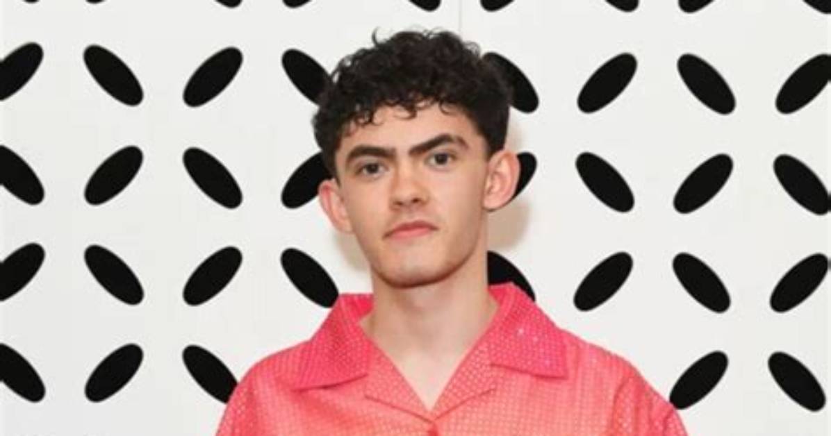 Unveiling Joe Locke's Relationship Status: Who Is His Boyfriend in 2024?