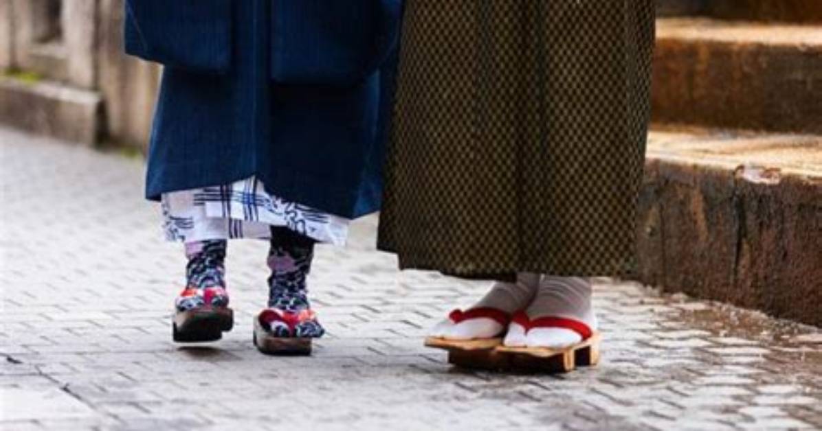 Unveiling the Enigmatic World of "Geta Shoes": a Deep Dive into Tradition and Style