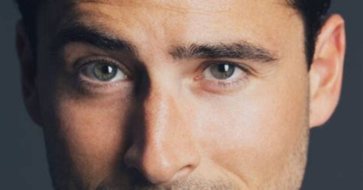 Unveiling the Political Odyssey of Olivier Renaud: a Wikipedia Exploration