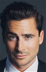 Unveiling the Political Odyssey of Olivier Renaud: a Wikipedia Exploration