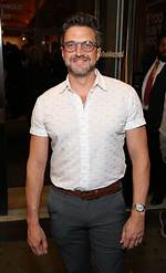 Unveiling the Private Life of Raul Esparza's Mysterious Wife