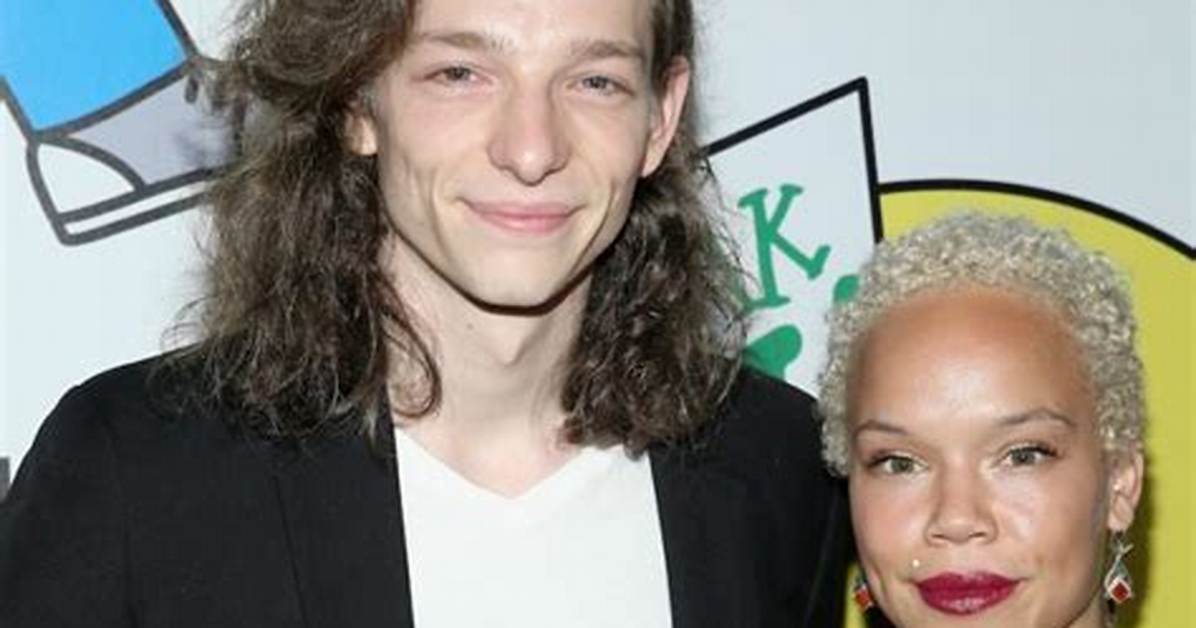 Unveiling the Truth: Mike Faist's Girlfriend Exposed!