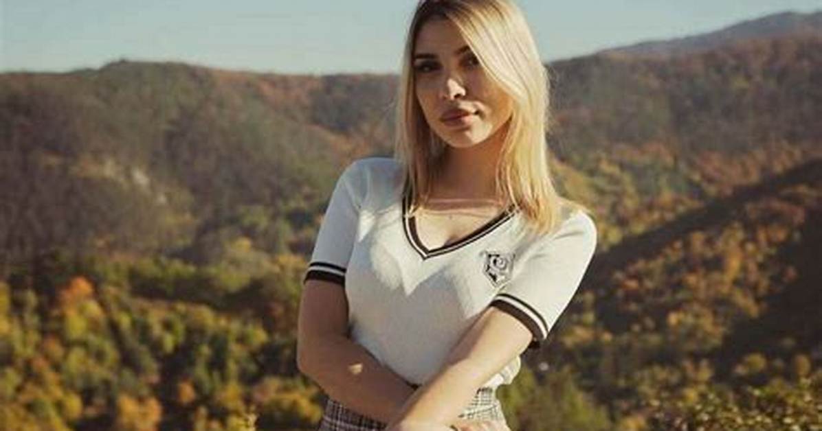 Violet Lux Height Weight Net Worth Age Birthday Wikipedia Who