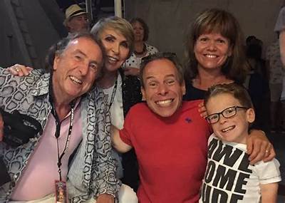 Warwick Davis Says He Wouldn’t Change a Thing About His Family