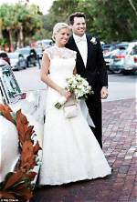 Was Ainsley Earhardt Married?