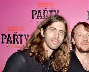 Wayne Sermon Net Worth: a Comprehensive Insight into the Life and Success of Imagine Dragons' Guitarist