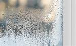 What Causes Condensation on a Glass