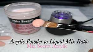 What Do You Mix Acrylic Powder with?