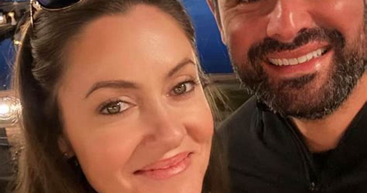 What Does Molly Mesnick Do for a Living?