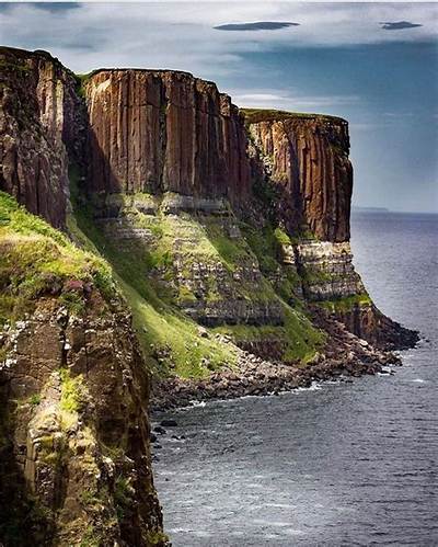 What Does Skye Mean in Scottish?