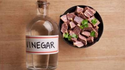 What Does Vinegar Do to Meat?