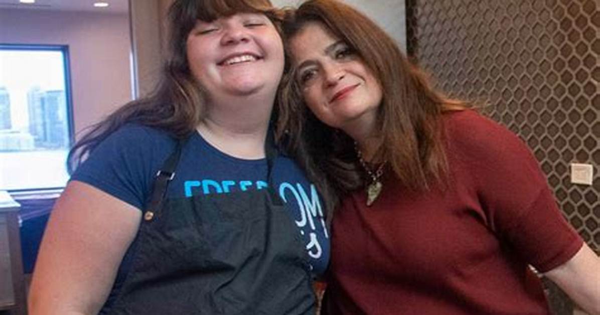 What Happened to Alex Guarnaschelli Daughter Ava? Health Update & Weight Loss