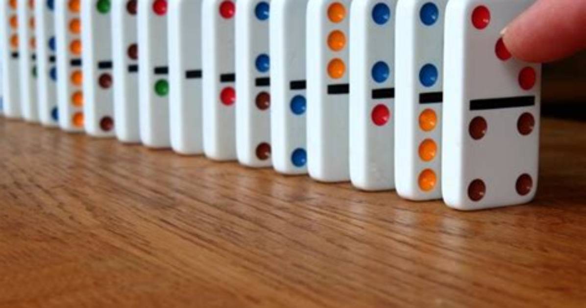 What Is a Line of Dominoes Called?
