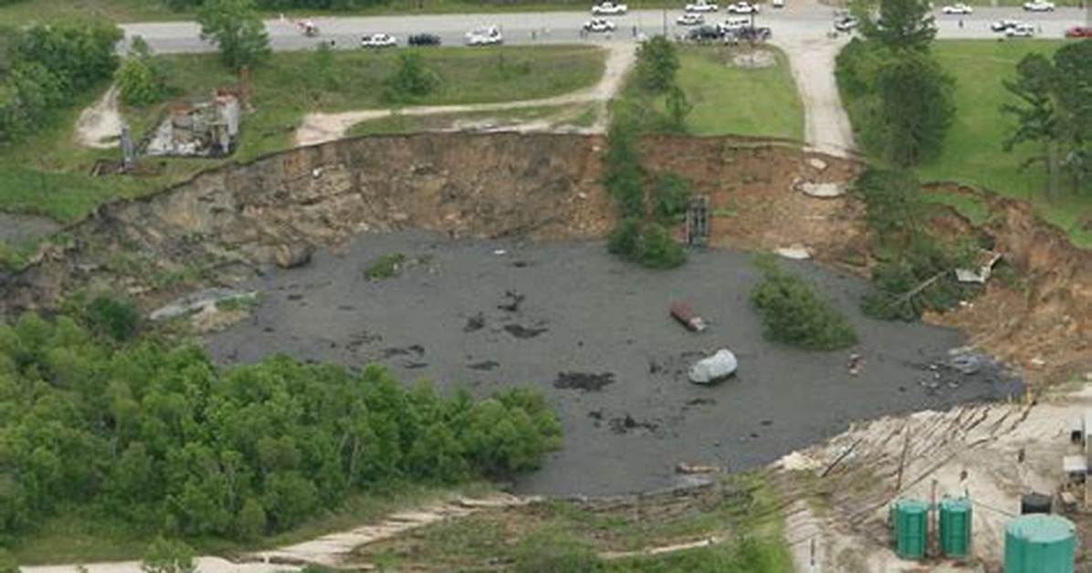 What Is a Sinkhole Daisetta Texas Doline Leaves Natives Fearing For