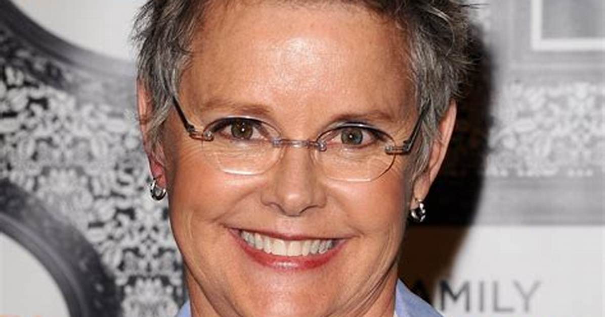 What Is Amanda Bearse Famous for? How Old Was Amanda Bearse When She Filmed Fright Night?